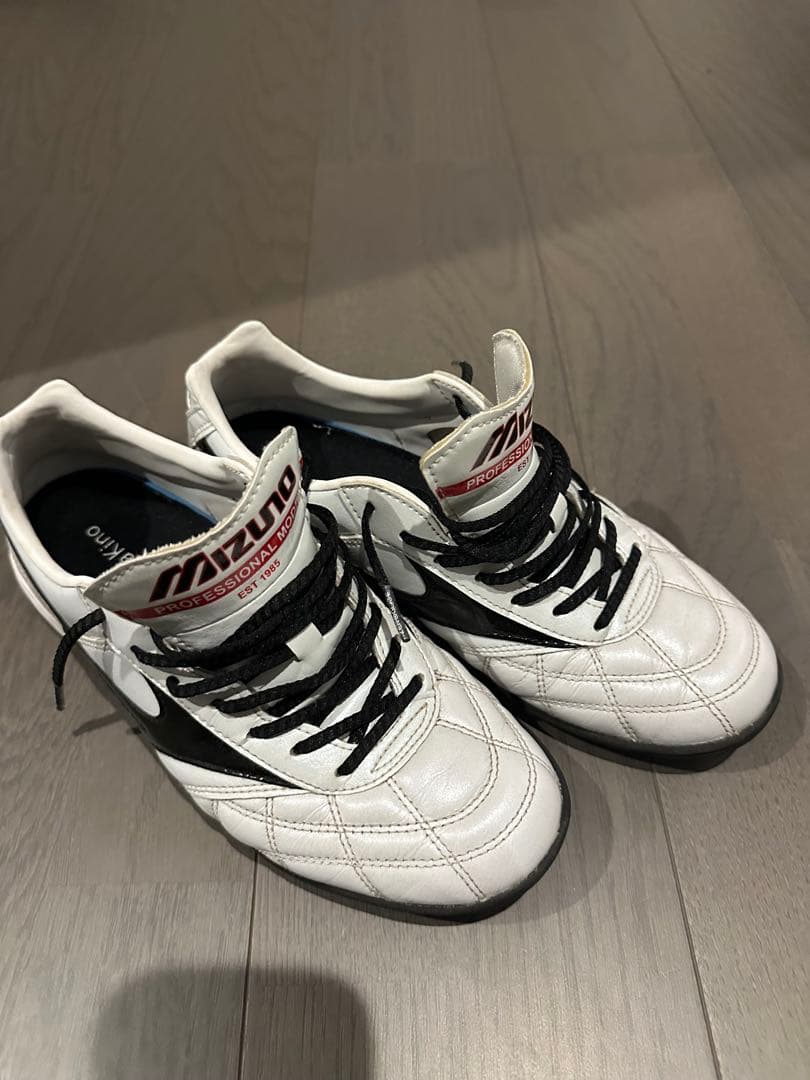 Mizuno モレリア　トレシュー