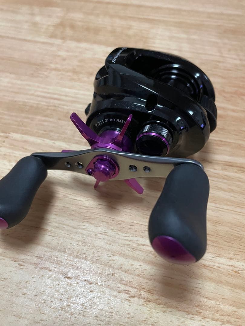 SHIMANO Brenious ベイトリール 左ハンドル