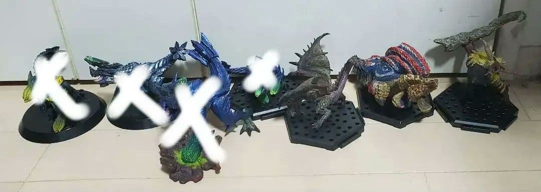 モンスターハンター　モンハン　フィギュア