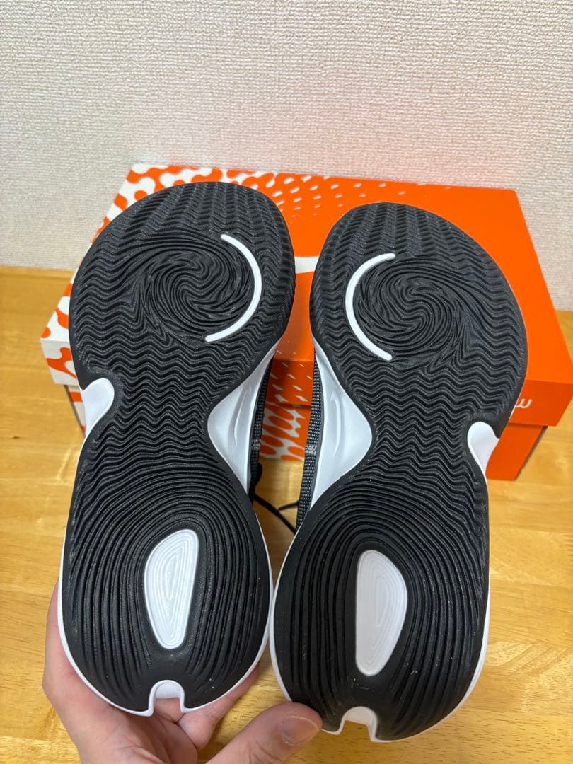 【新品】Nike Renew バスケットボールシューズ 26.5cm