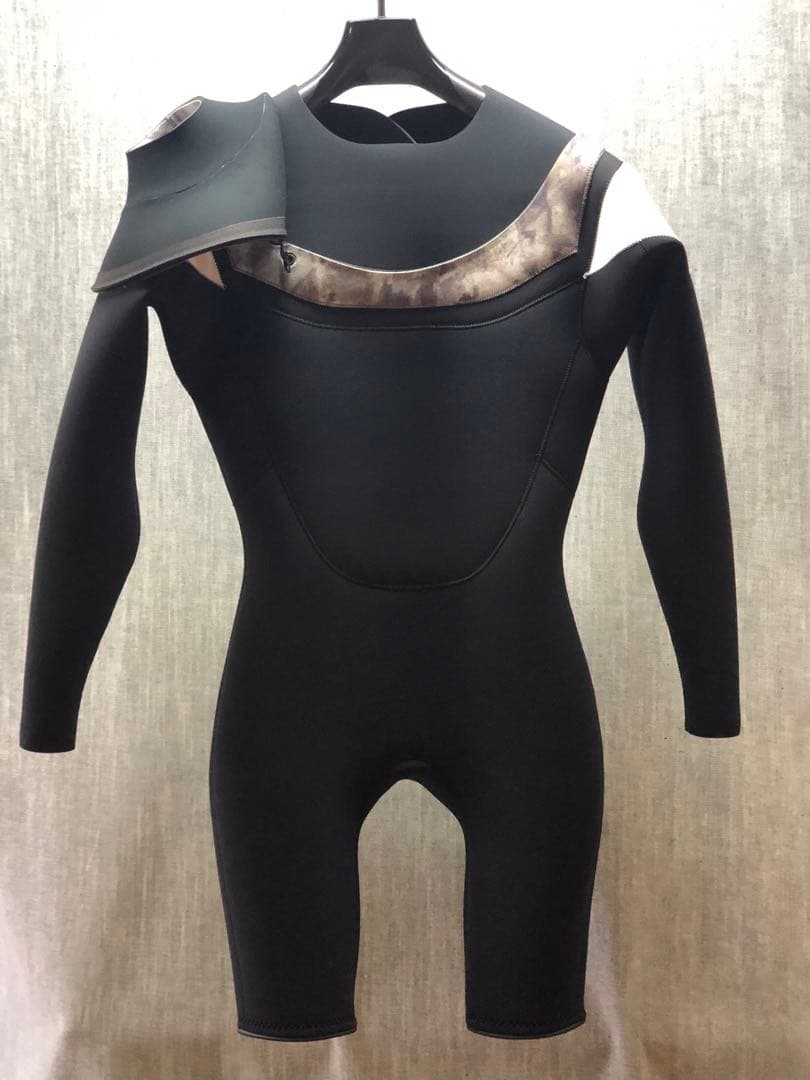 ウェットスーツ MENS Mサイズ　新品未使用