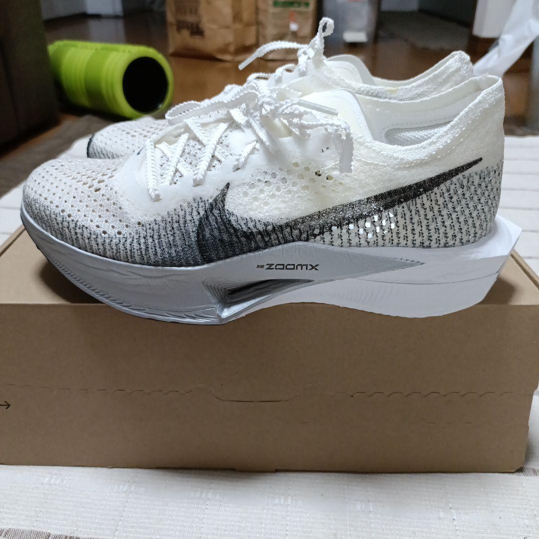 ヴェイパーフライ3 新品未使用 25.5cm グレー　ナイキ NIKE