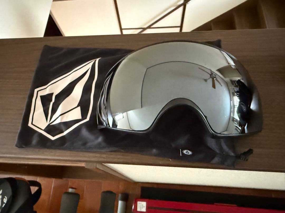 volcom スノボゴーグル　スペアレンズつき