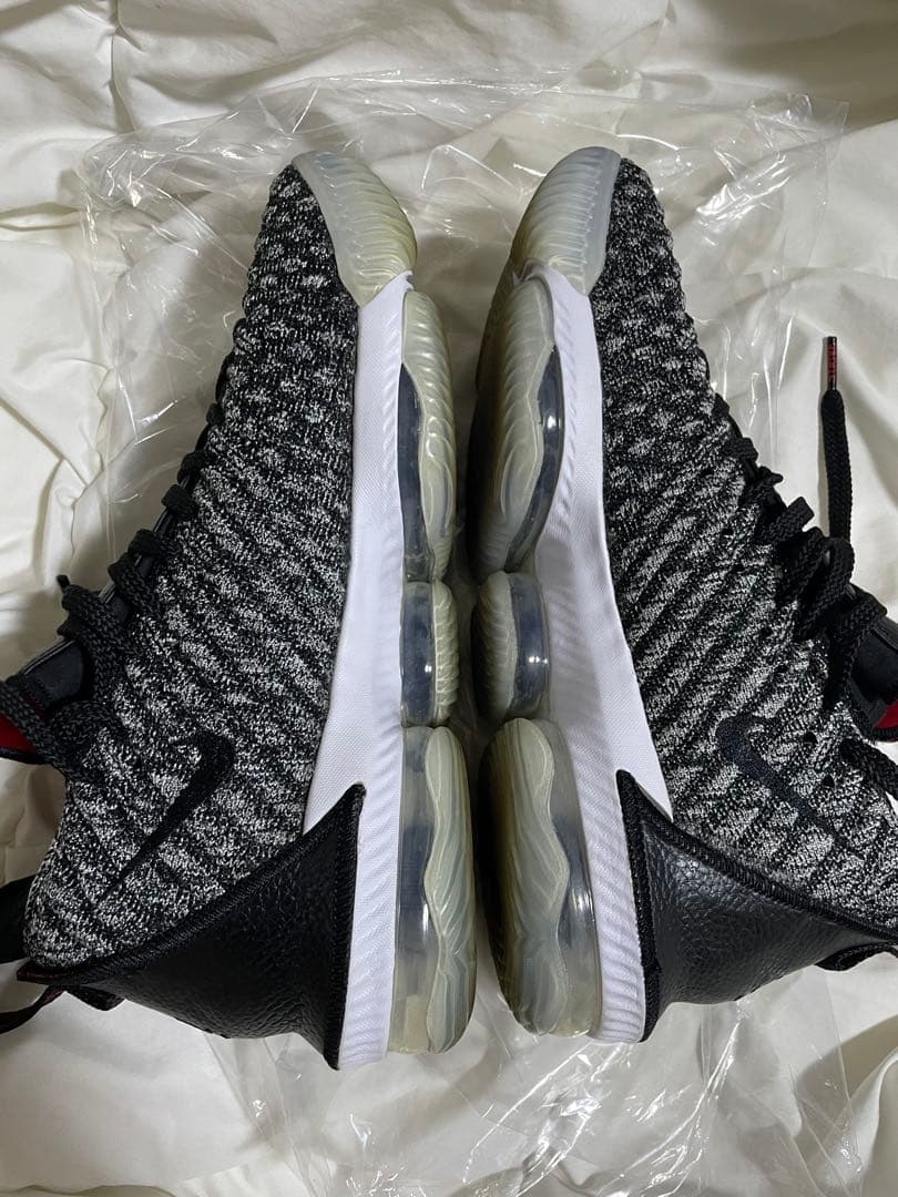 Nike LeBron 16 オレオ　バッシュ　26cm
