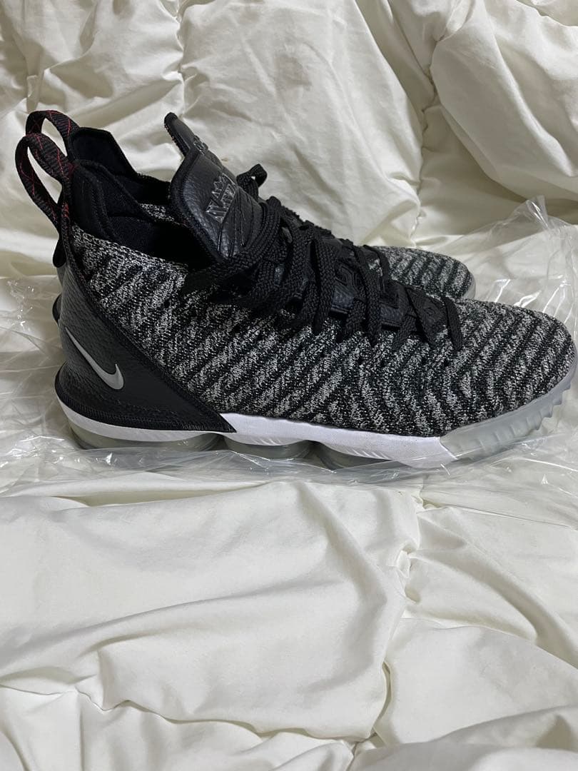 Nike LeBron 16 オレオ　バッシュ　26cm