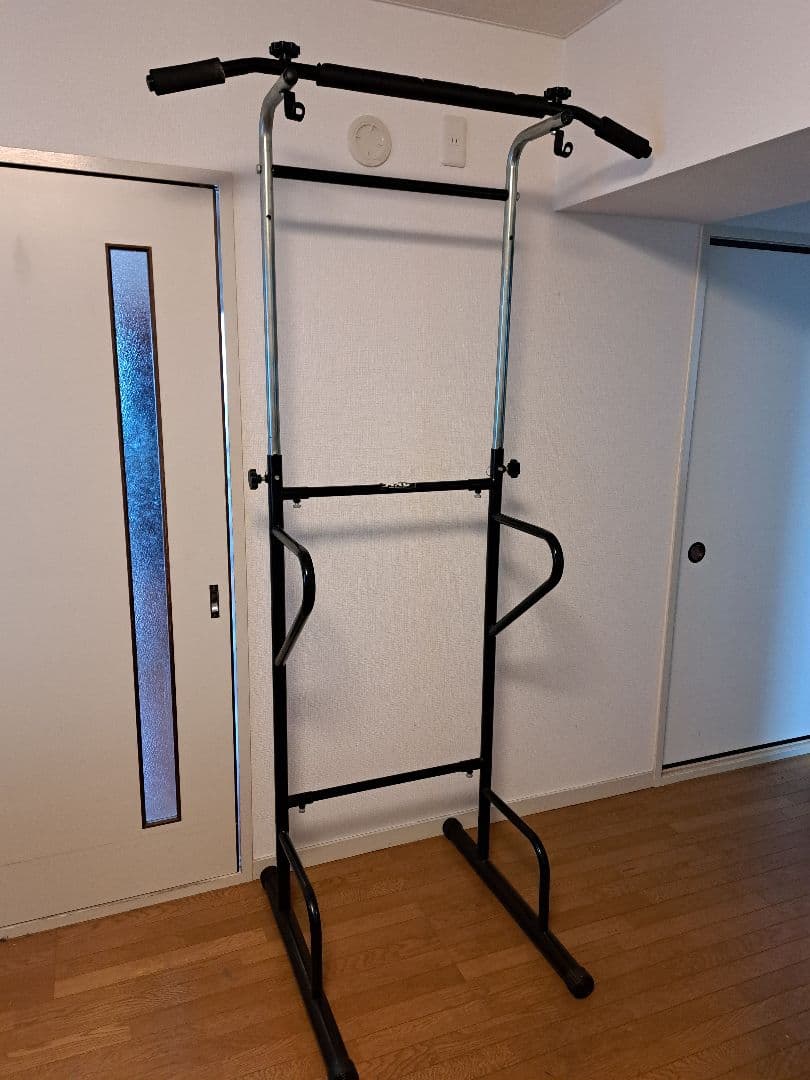 懸垂機/プルアップマシン