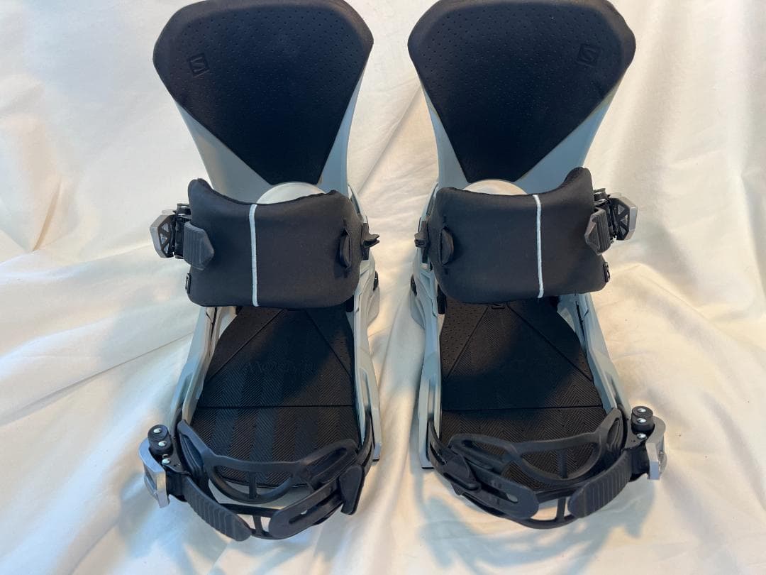 Salomon　サロモン　 District　Sサイズ　中古