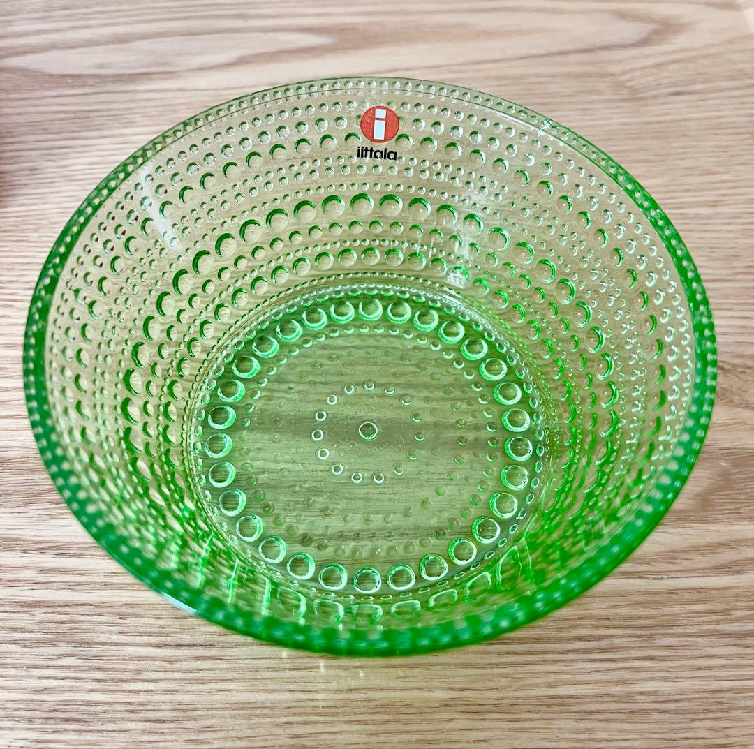 イッタラ　カステヘルミ　レッド　アップルグリーン