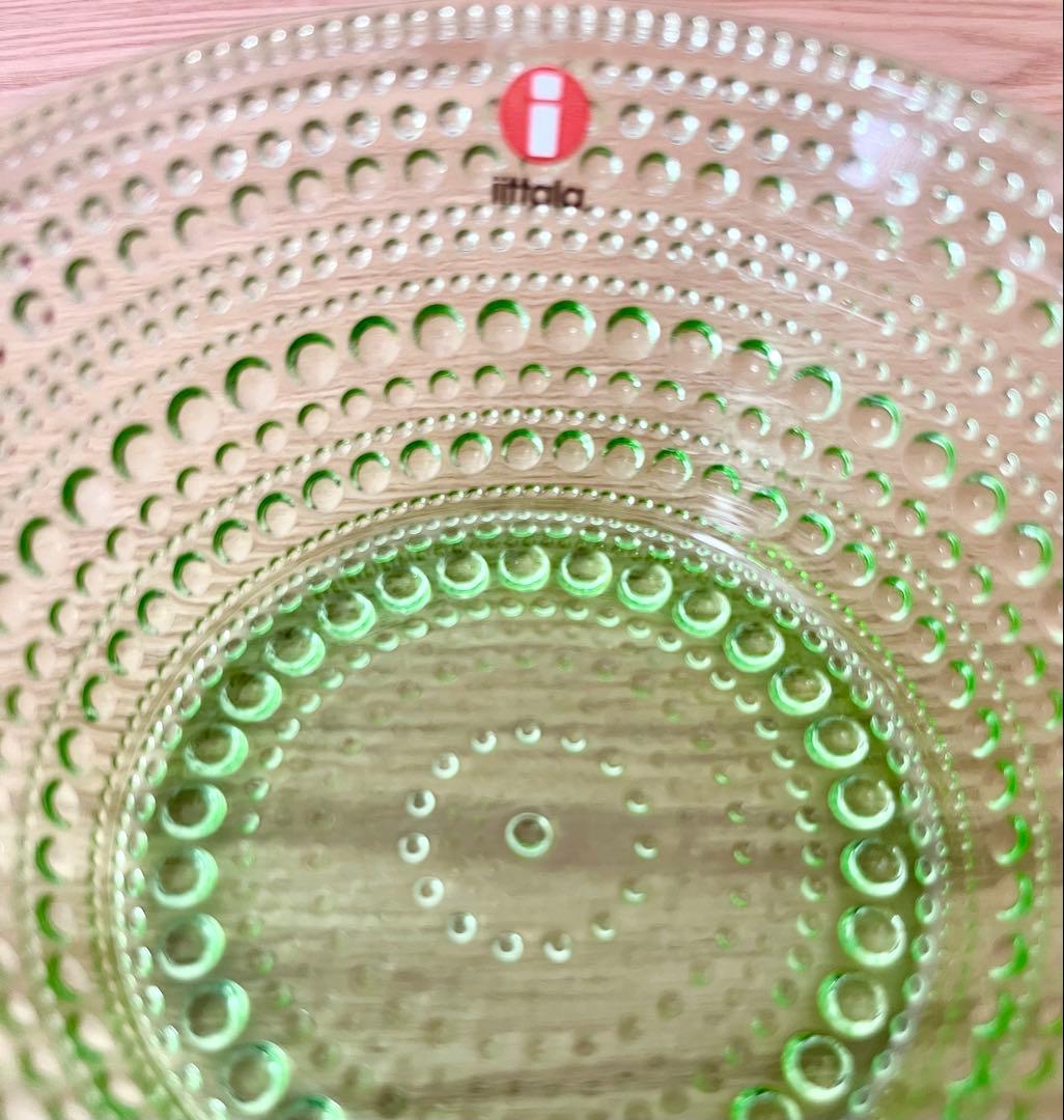 イッタラ　カステヘルミ　レッド　アップルグリーン