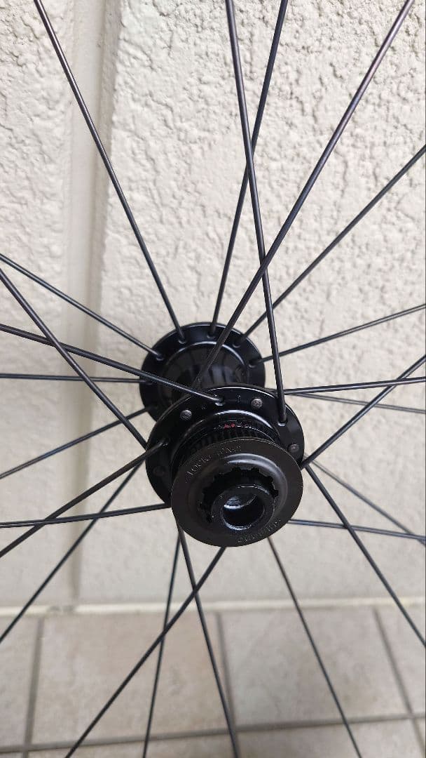 DT SWISS R470 ディスクブレーキ用ホイール タイヤチューブ付き