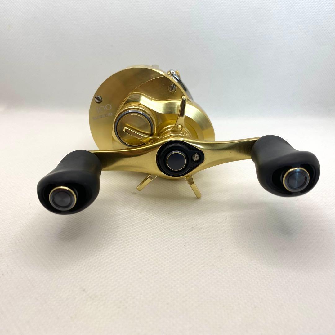 SHIMANO シマノ 21カルカッタコンクエスト100 右ハンドル
