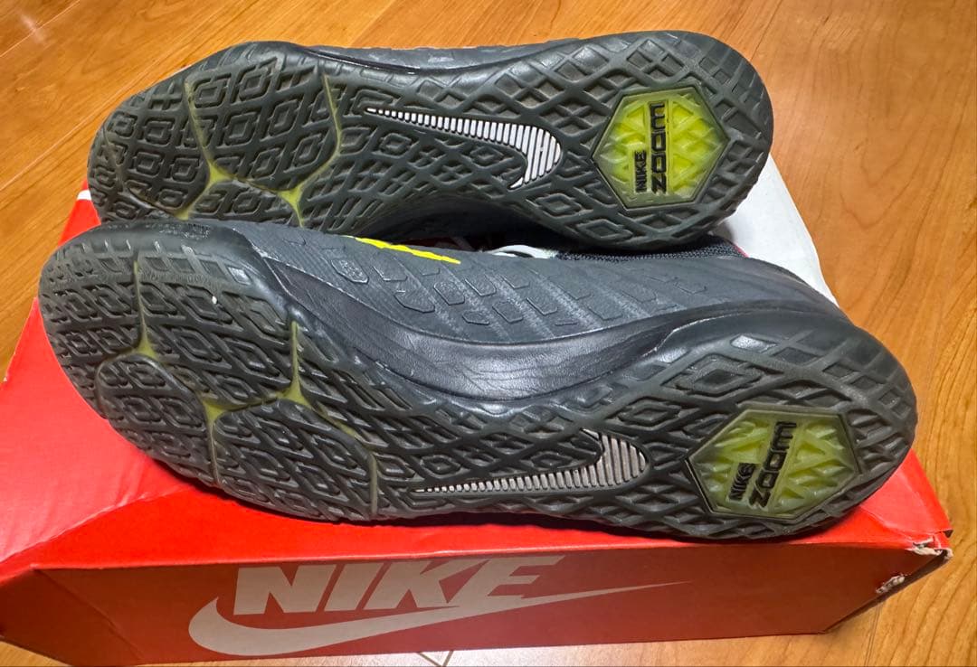ナイキ フットサルシューズ hypervenom flyknit 26cm