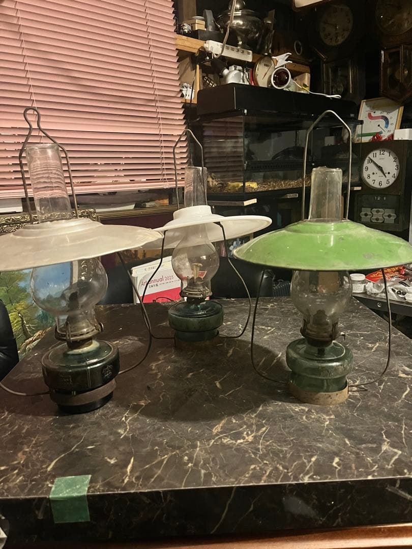 アンティークランプ、石油ランプ、傘付きランプ、陶器傘、ホーロー傘、アルミ傘の３個