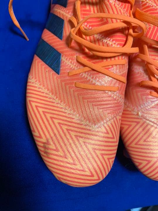 adidas ネメシス
