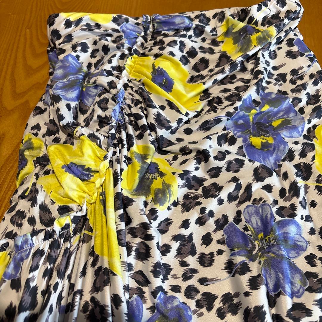 チャコット　社交ダンススカート　Mサイズ　美品