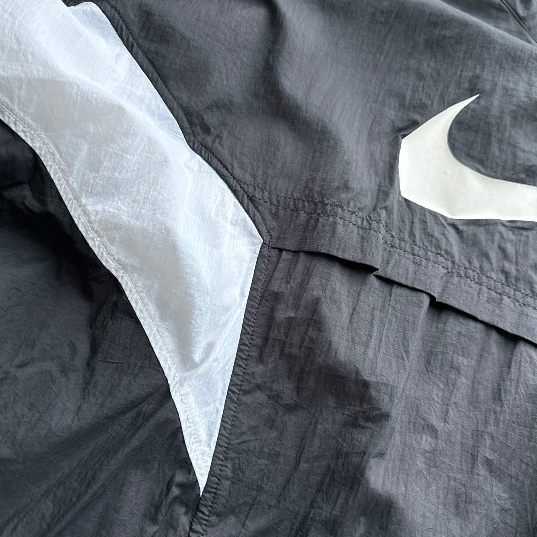 未着用　Nike ウィンドブレーカー M ブラック　レディース　ナイキ