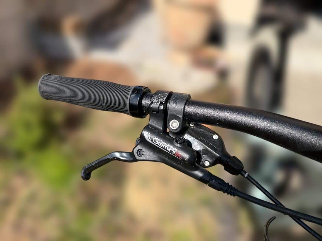 自転車本体 Specialized Stumpjumper Alloy 2022 S2