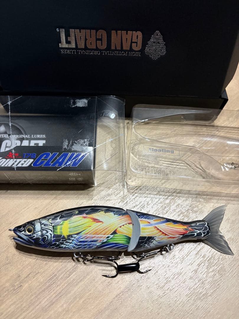 ガンクラフト　JOINTED CLAW 178ミリ