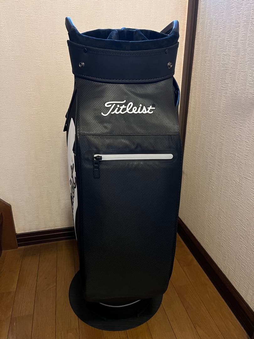 「超美品」定価63800円タイトリスト14分割キャディバッグ TB20CT1