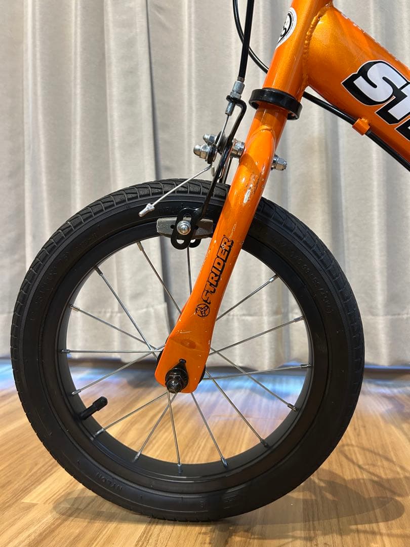 STRIDER ストライダー 14x 14インチ オレンジ キックスタンド付き