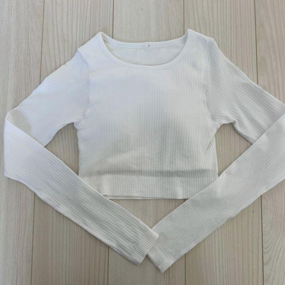 【美品】Lululemon クロップドトップス
