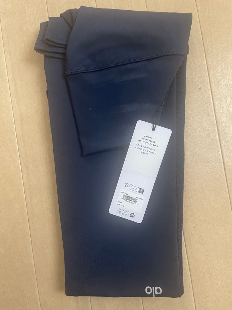 【✨新品】alo yoga レギンス ネイビー