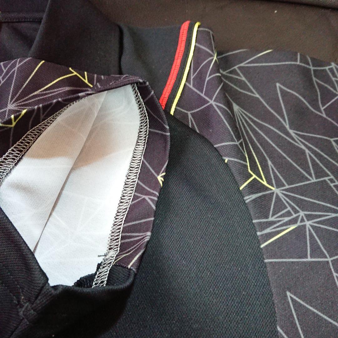 YONEX ポロシャツ Lサイズ 黒 幾何学模様