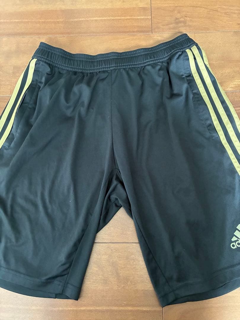 レアル・マドリード adidas ノースリーブウェアセット