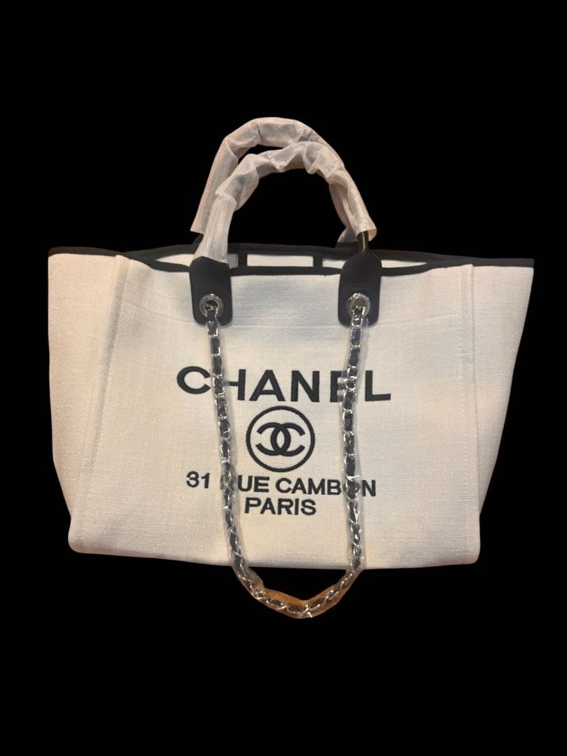 CHANEL ノベルティホワイトキャンバス　トートバッグ
