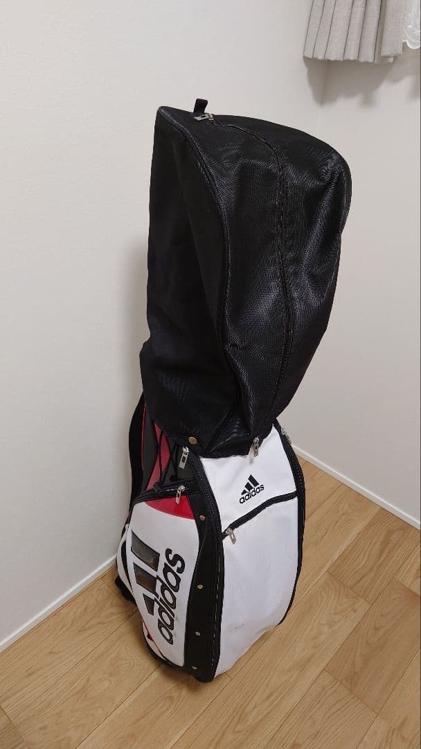 【〜3/15値引き中】adidas キャディバッグ 白 フード付き9型