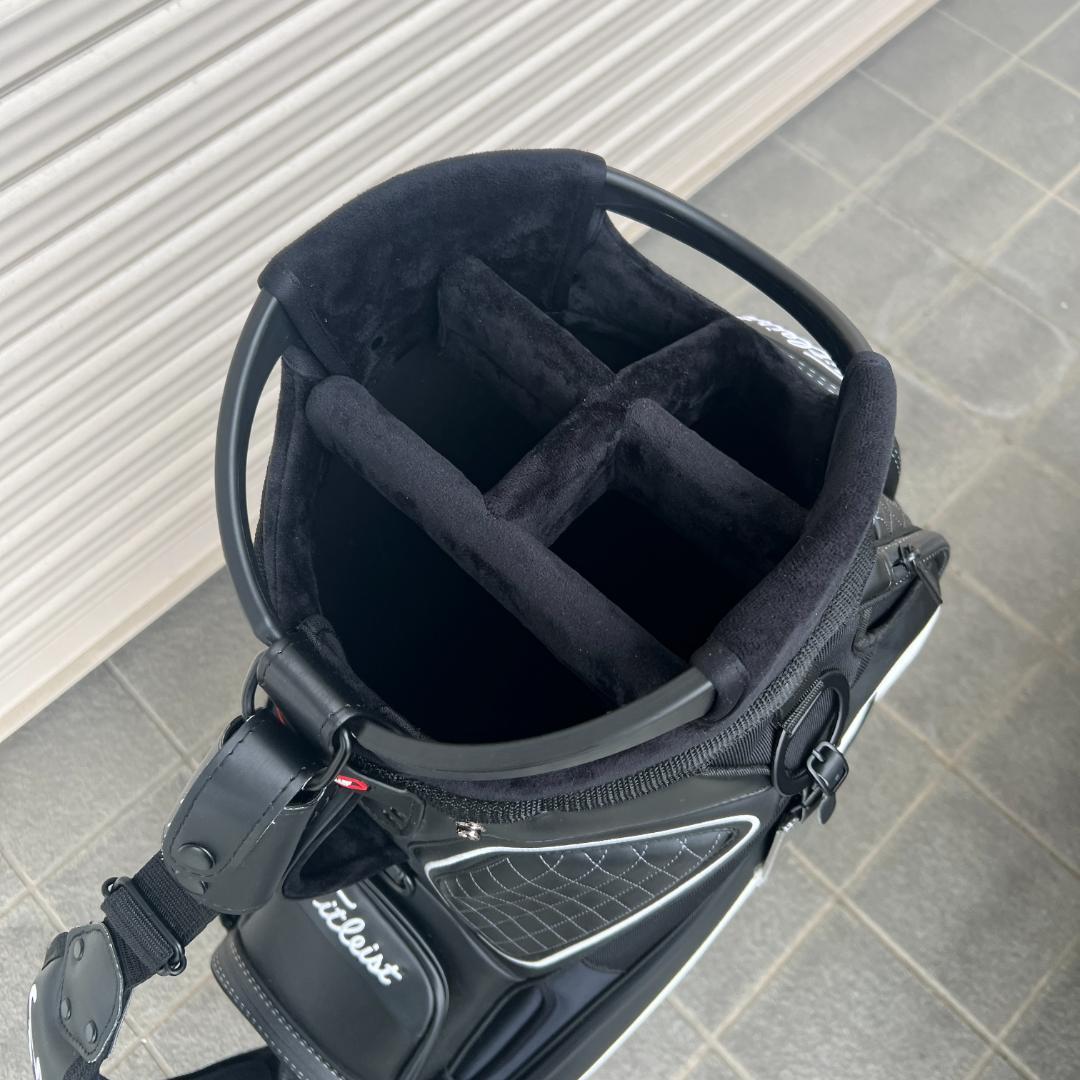 【ほぼ新品】タイトリスト 9.5型 3点式 ツアーキャディバッグ ブラック