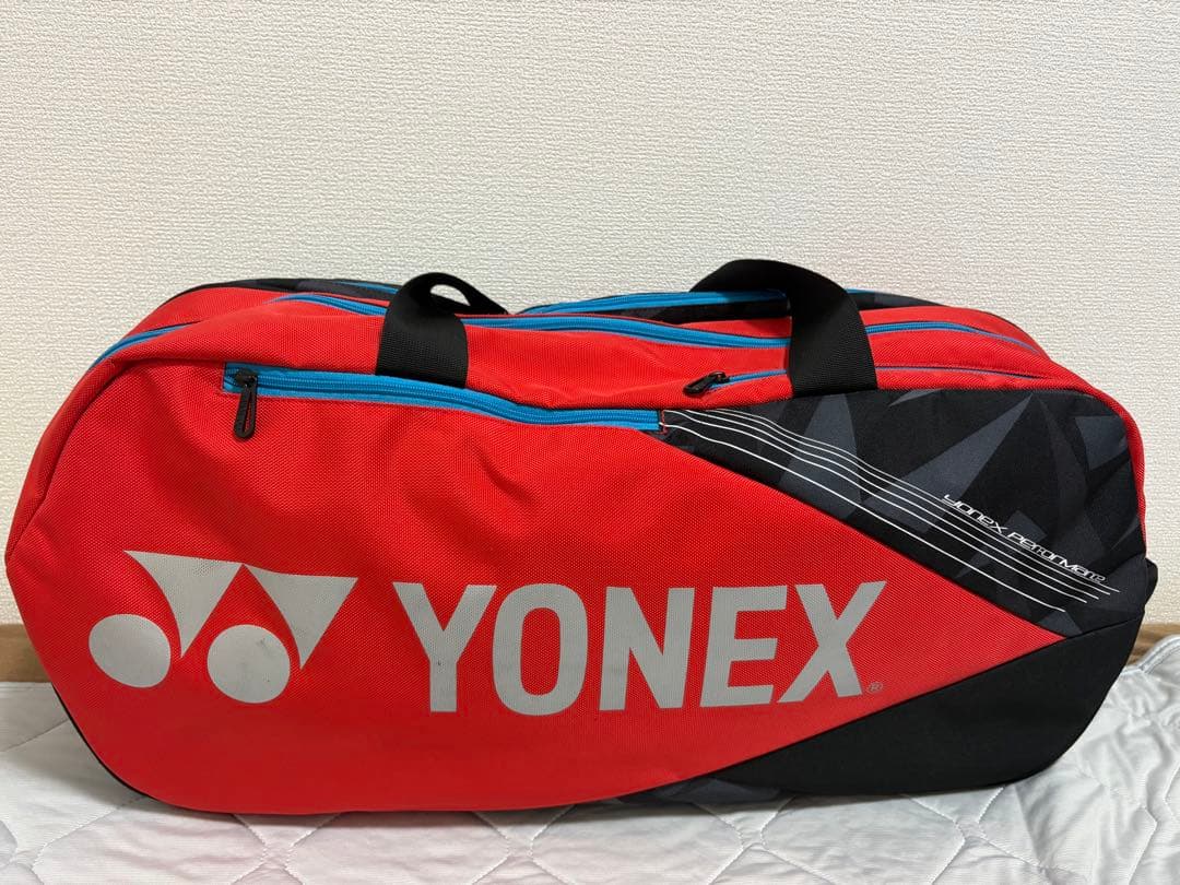 YONEX バドミントンバッグ 大容量 レッド