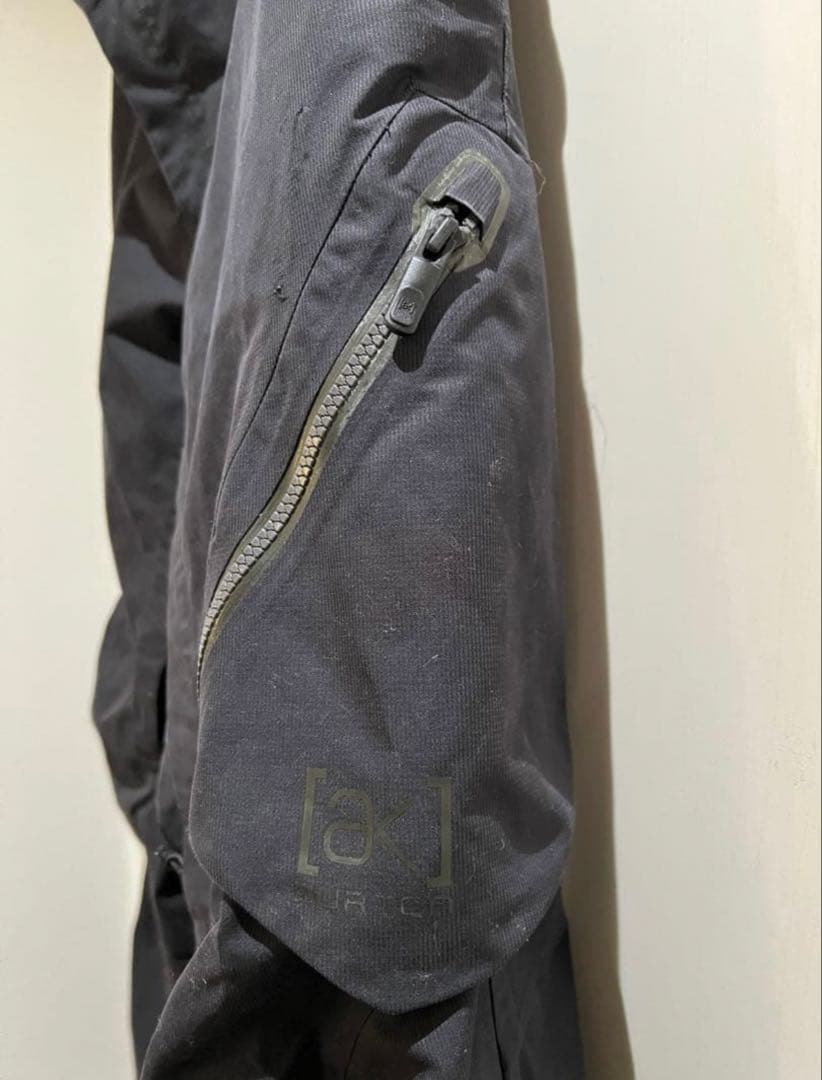 だ*ご様 Barton ak 最高級ライン　スノーボードパンツ　Mサイズ
