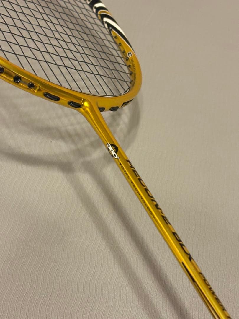 Wilson RECON-2 BLX バドミントンラケット