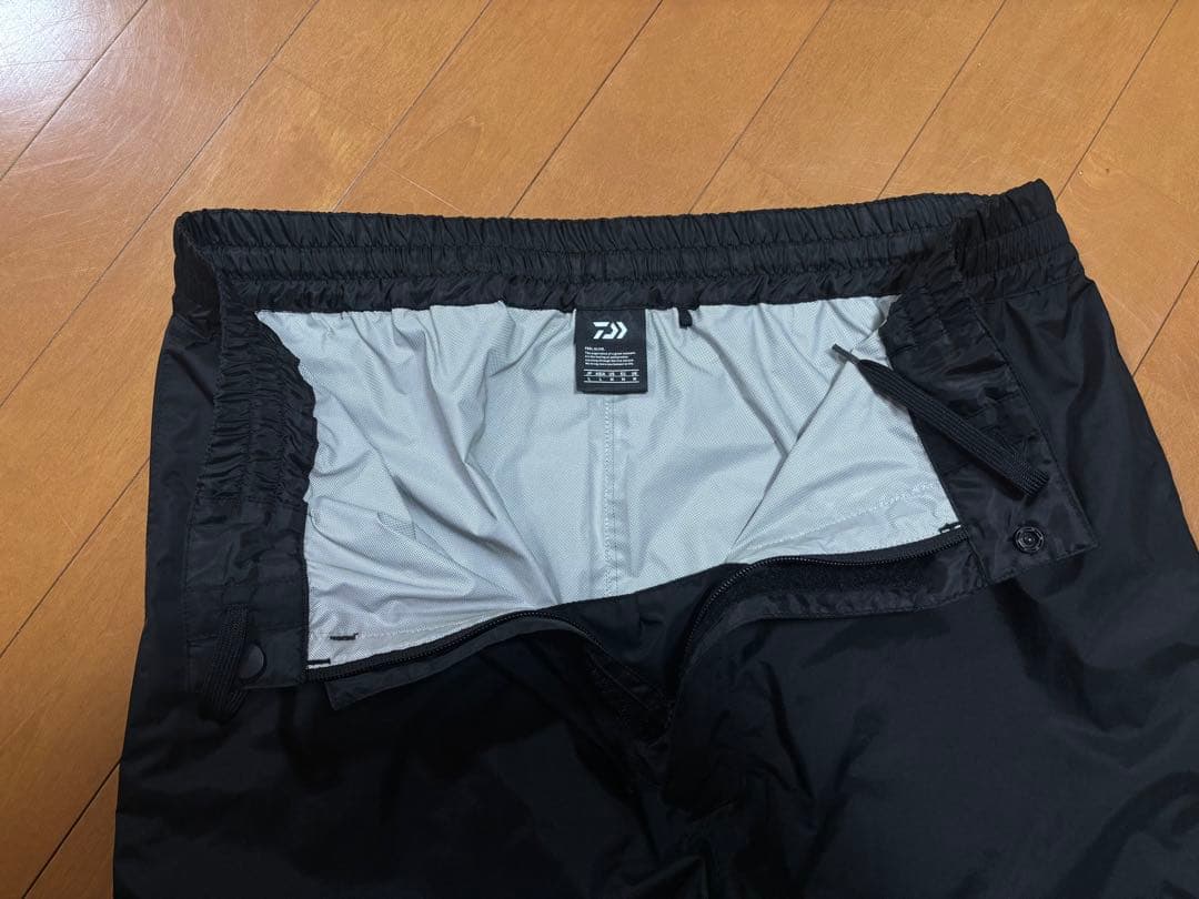 ダイワ　レインマックスDR-3823 Lサイズ上下　ブラックカモ
