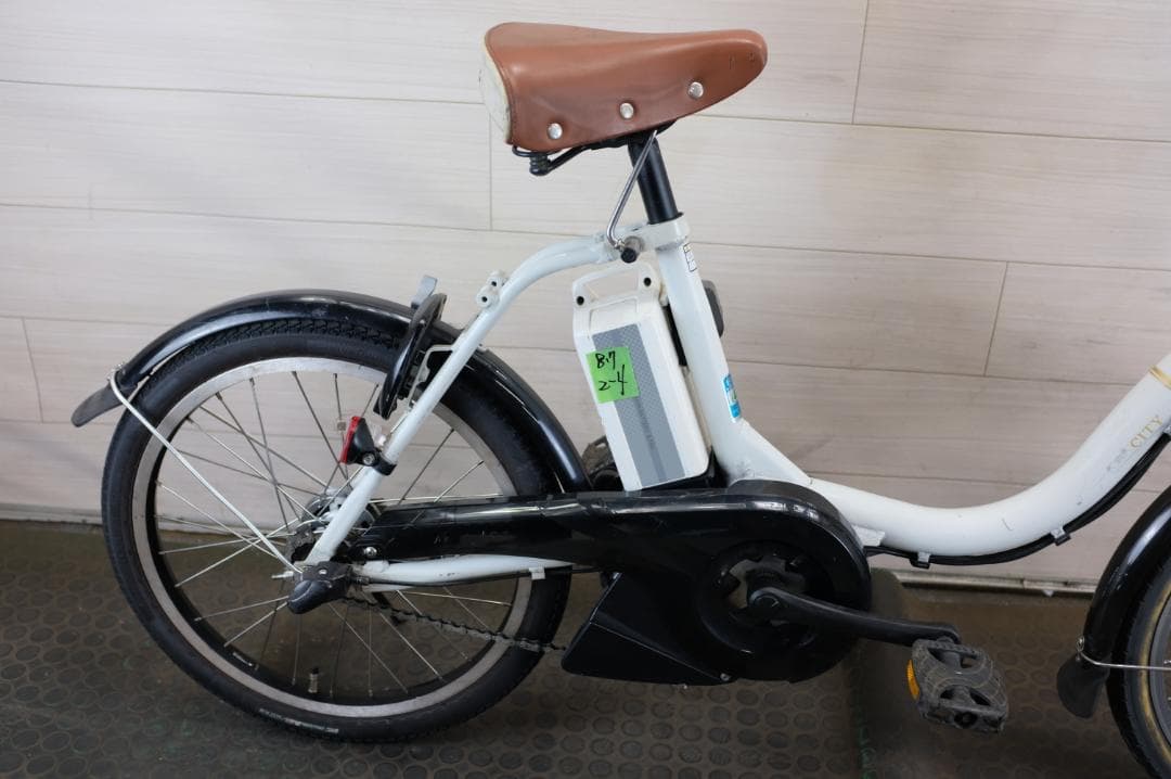 電動自転車ヤマハPAS　CITY-C　20インチ　3段　8.7Ah充電器あり