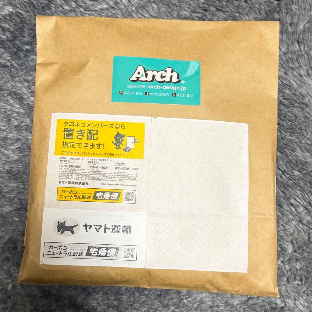 ARCH vertical embroidered L ロングTシャツ