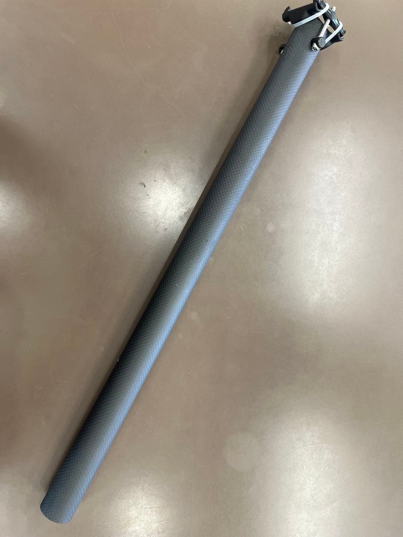 カーボンシートポスト　34.9mm