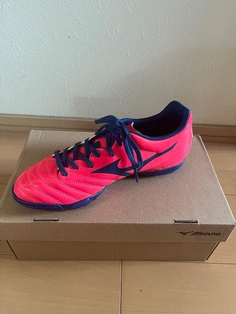 Mizuno サッカートレーニングシューズ レッド/ネイビ　24.5