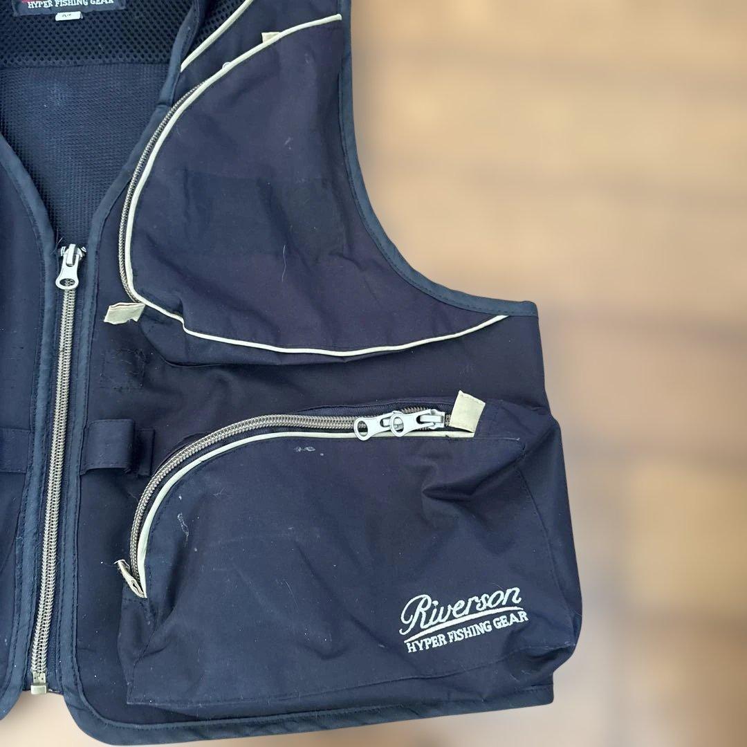 NEXUS フィッシングベスト 赤 SHIMANO とRIUERSON