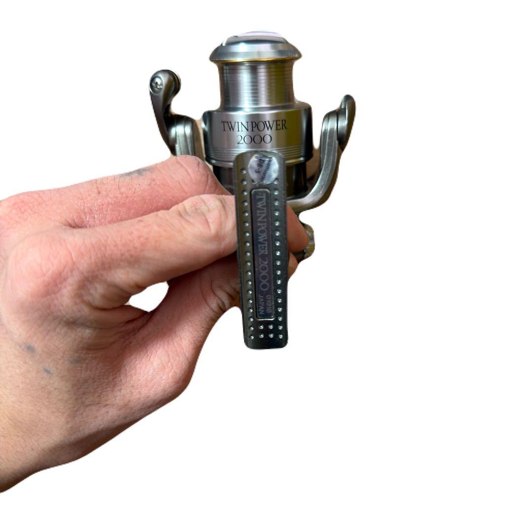 SHIMANO ツインパワー 2000 05モデル 左巻き スピニングリール