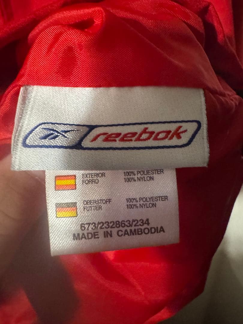 r*d様 リバプール Reebok ウィンドブレーカー Mサイズ