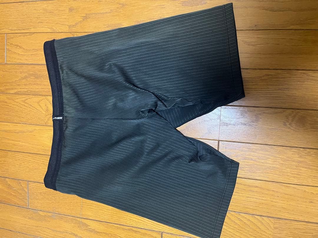 【美品！】値下げ⭕️ ナイキ エアロスウィフト ハーフタイツ XL
