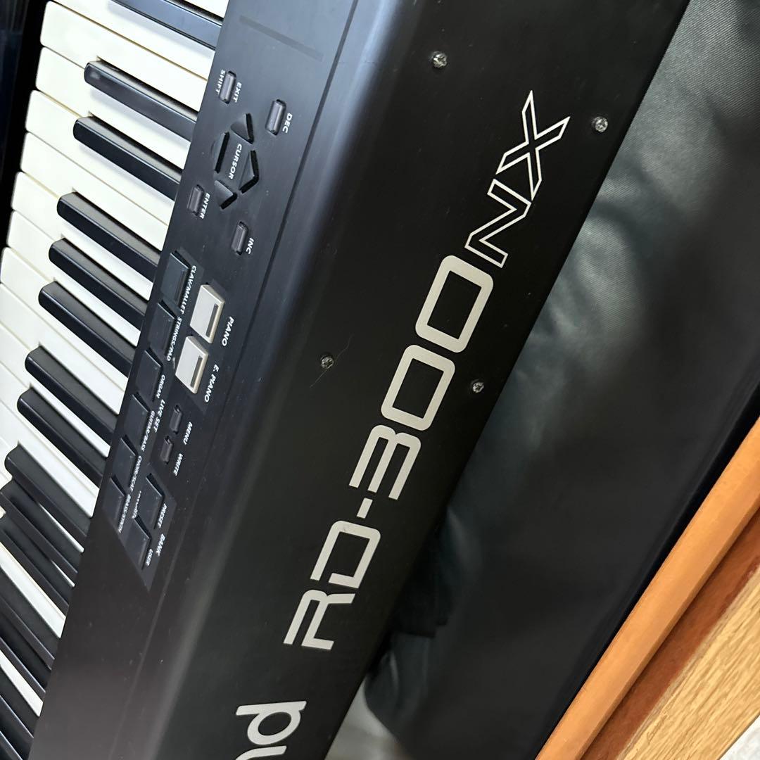 Roland RD-300NX 88鍵盤電子ピアノ