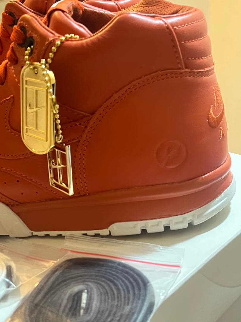 NIKE × FRAGMENT AIR TRAINER 1