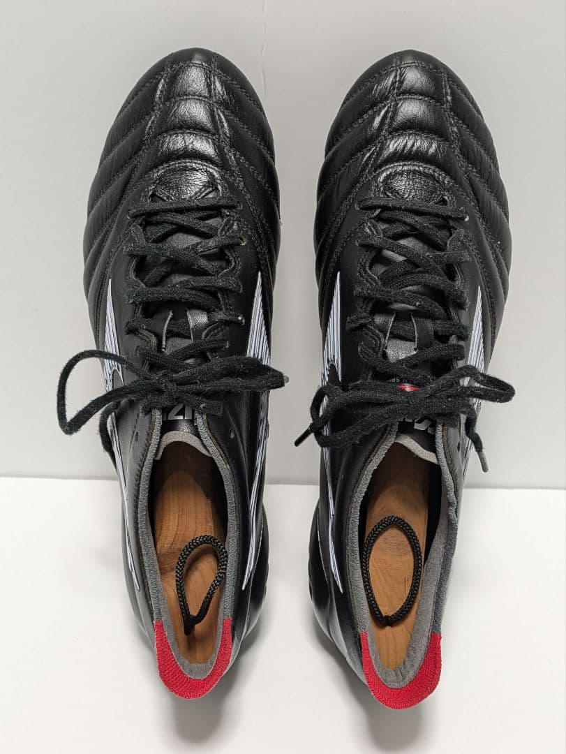 MIZUNOモレリアネオIII黒25.5cm