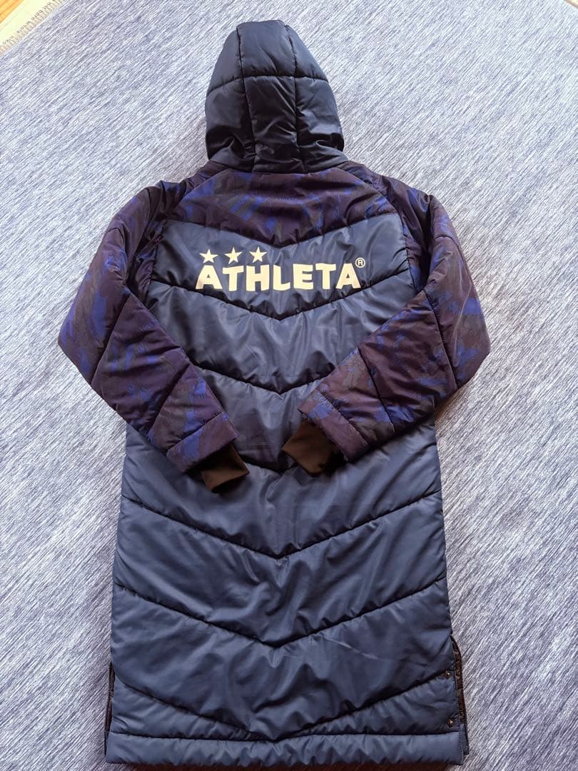 ATHLETAベンチコート ネイビー　サッカー　フード付き