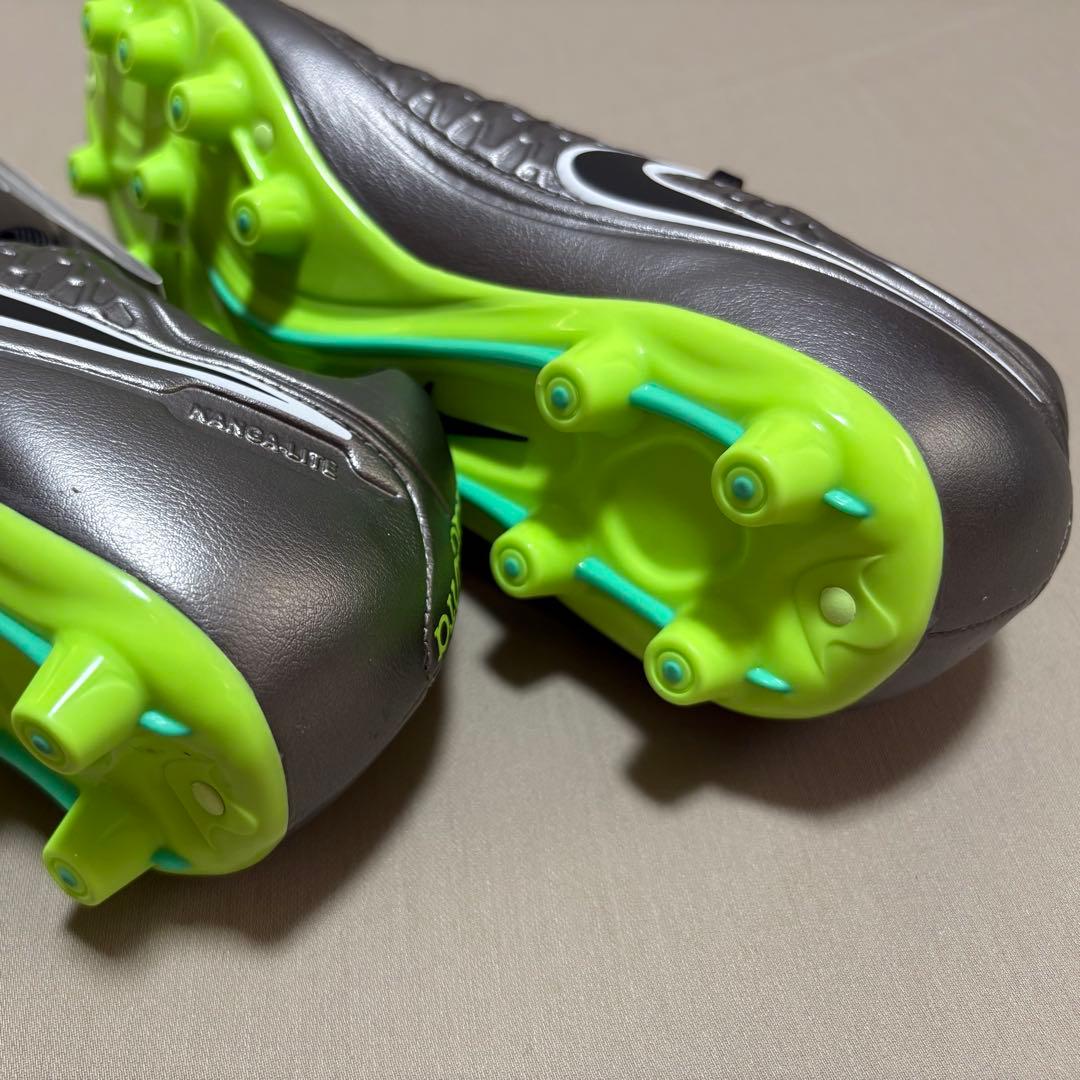ナイキ マジスタ オーデン HG-E サッカーシューズ スパイク 激レア