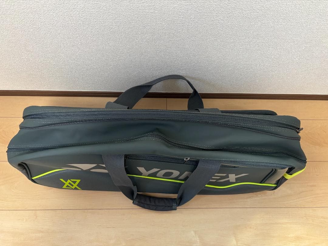 未使用 ヨネックス ラケットバッグ トーナメントバッグ BAG2541V