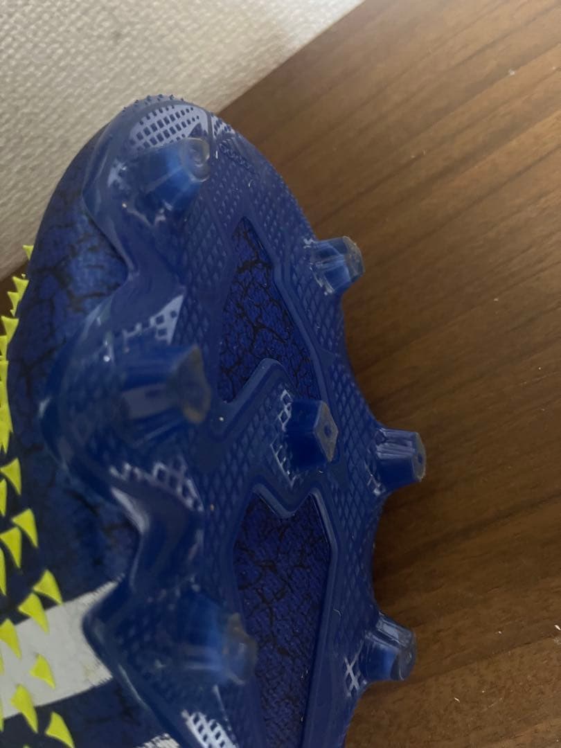 アディダス　プレデター　adidas PREDATOR サッカー　スパイク